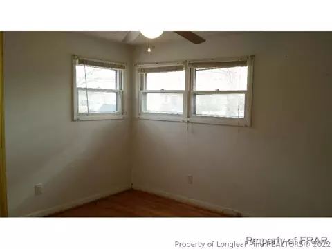 604 E Bay St, Dunn, NC 28334 photo 8