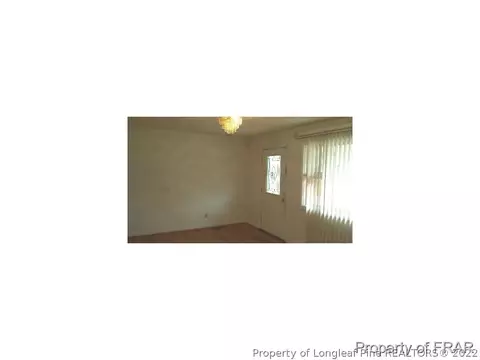 604 E Bay St, Dunn, NC 28334 photo 3