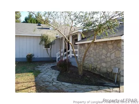 99 Red Robin Dr, Dunn, NC 28334 photo 3