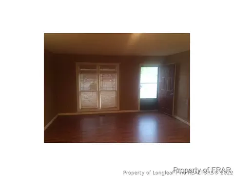 21 Gladiola Dr, Spring Lake, NC 28390 photo 2
