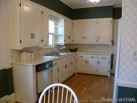 404 N Main St, Raeford, NC 28376 photo 8