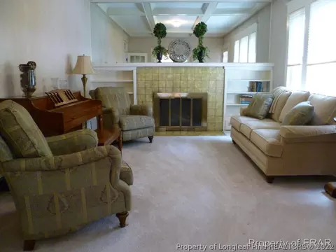 404 N Main St, Raeford, NC 28376 photo 5