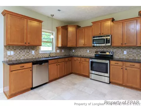 162 Small Timber Ln, Raeford, NC 28376 photo 7