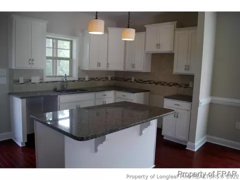 52 Glen Bend Ct, Spring Lake, NC 28390 photo 9