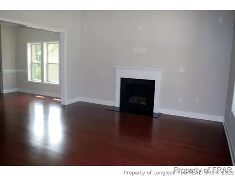 52 Glen Bend Ct, Spring Lake, NC 28390 photo 4
