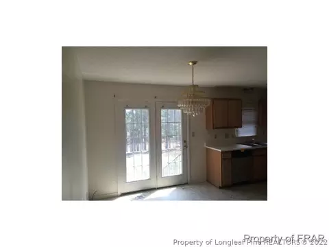 208 Eppingdale Dr, Spring Lake, NC 28390 photo 5
