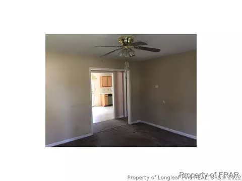 208 Eppingdale Dr, Spring Lake, NC 28390 photo 6