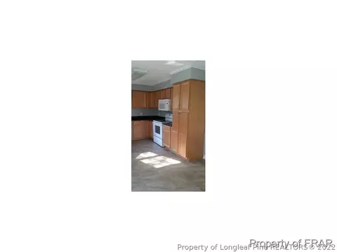 656 Cedar Pt, Vass, NC 28394 photo 4