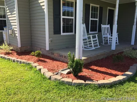 5660 Seafield Ln, Hope Mills, NC 28348 photo 2