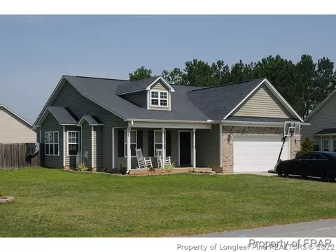 5660 Seafield Ln, Hope Mills, NC 28348 photo 1