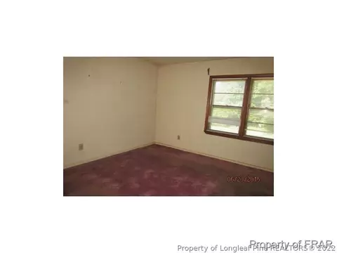 1313 Hooker St, Sanford, NC 27330 photo 2