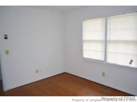 59 Maple St, Coats, NC 27521 photo 8