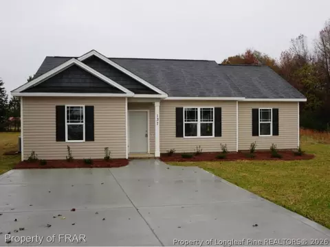 137 Bryan Godwin Ct, Erwin, NC 28339 photo 2