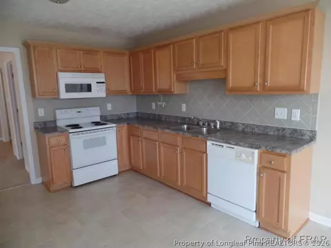 168 Falling Leaf Dr, Raeford, NC 28376 photo 9