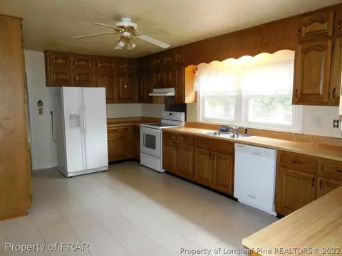 113 Holmes St, Erwin, NC 28339 photo 5