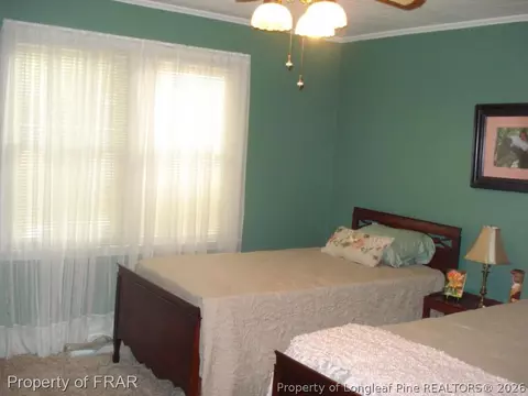 709 Memorial Dr, Dunn, NC 28334 photo 8