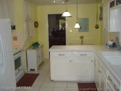 709 Memorial Dr, Dunn, NC 28334 photo 3