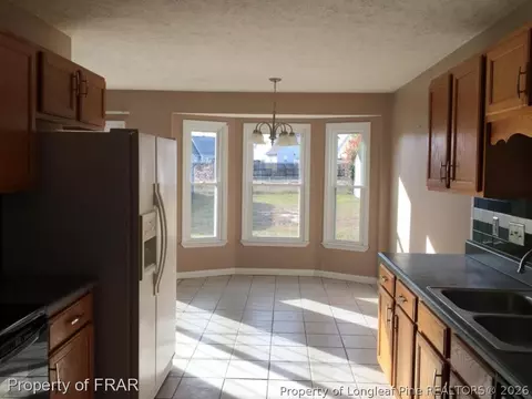400 Eileen Dr, Spring Lake, NC 28390 photo 4