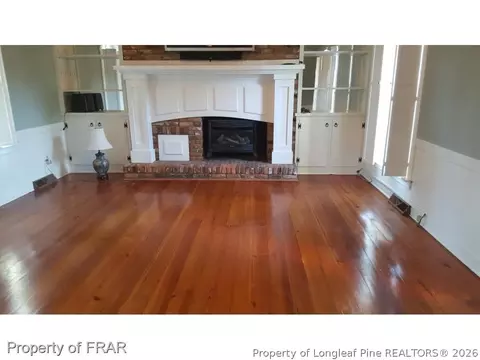 1600 Brunswick Dr, Dunn, NC 28334 photo 4
