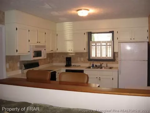125 Old Hunt Rd, Pinehurst, NC 28374 photo 3