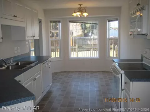 116 Edgecombe Dr, Spring Lake, NC 28390 photo 5