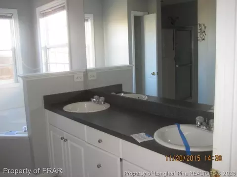 116 Edgecombe Dr, Spring Lake, NC 28390 photo 8