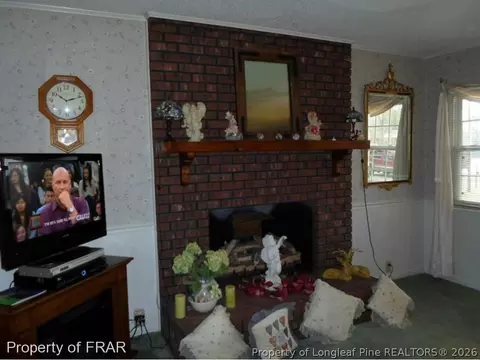 89 E Roy St, Angier, NC 27501 photo 7