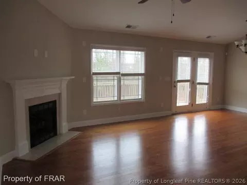 75 Jaylin Oaks Dr, Spring Lake, NC 28390 photo 5