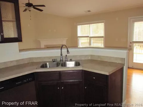 75 Jaylin Oaks Dr, Spring Lake, NC 28390 photo 6