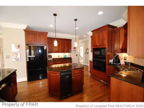 107 Windsor Dr, Dunn, NC 28334 photo 6