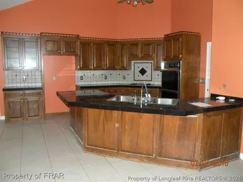 105 Wade Ave, Dunn, NC 28334 photo 4