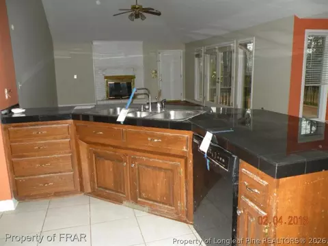 105 Wade Ave, Dunn, NC 28334 photo 6