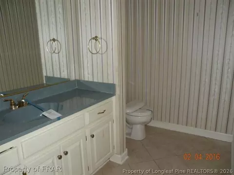 105 Wade Ave, Dunn, NC 28334 photo 9