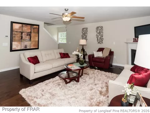 46 Cobblestone Dr, Spring Lake, NC 28390 photo 6