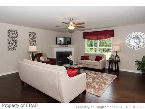 46 Cobblestone Dr, Spring Lake, NC 28390 photo 5
