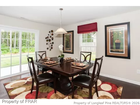 46 Cobblestone Dr, Spring Lake, NC 28390 photo 9