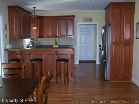 294 Pinecroft Dr, Dunn, NC 28334 photo 5