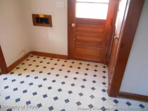 608 E Godwin St, Dunn, NC 28334 photo 7