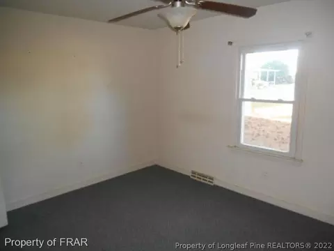 608 E Godwin St, Dunn, NC 28334 photo 8