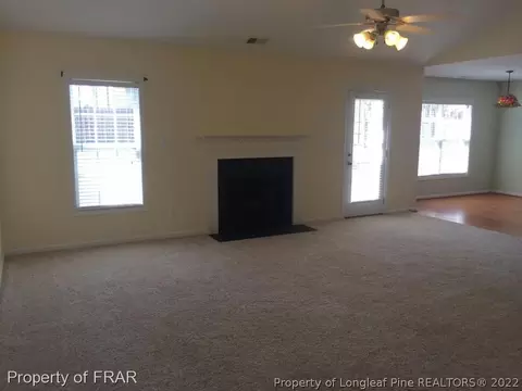 152 Holly Oak Cir, Bunnlevel, NC 28323 photo 5