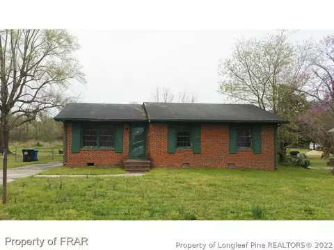 501 E Wake St, Dunn, NC 28334 photo 1