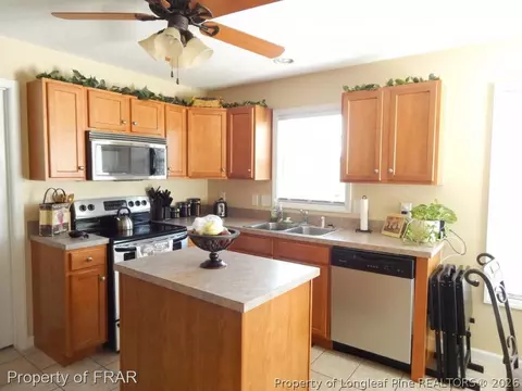 51 Candler Ct, Cameron, NC 28326 photo 7