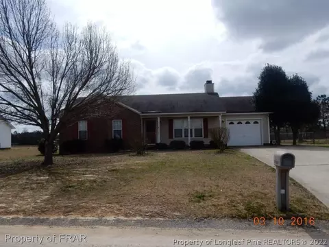 165 Cavalier Dr, Raeford, NC 28376 photo 1