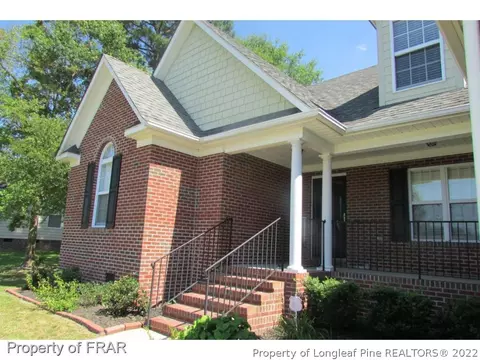 255 Hampton Dr, Raeford, NC 28376 photo 4