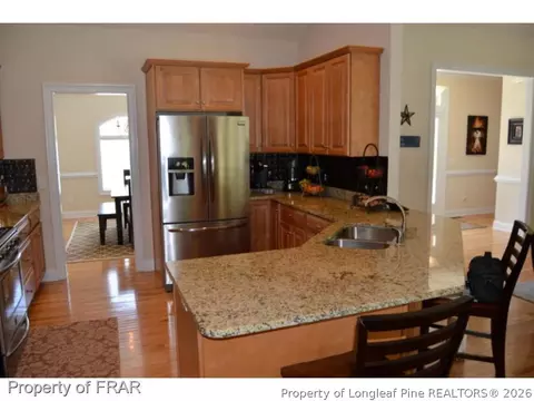 565 Burning Tree Rd, Pinehurst, NC 28374 photo 2
