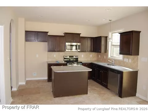 200 Pender Rd, Spring Lake, NC 28390 photo 6