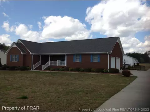 64 Jackson Trl, Dunn, NC 28334 photo 2
