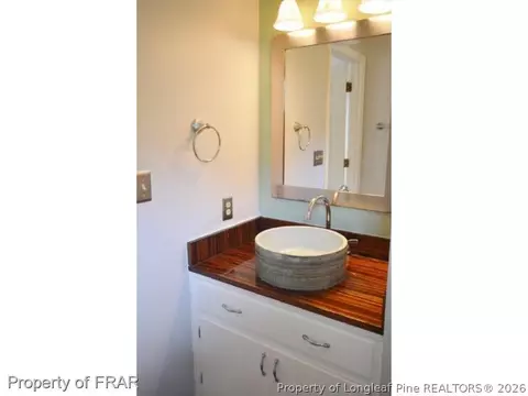 109 Pandora Cir, Erwin, NC 28339 photo 13