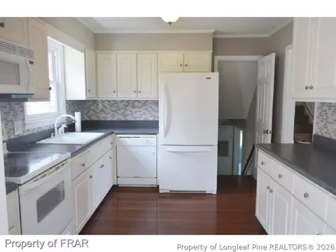 109 Pandora Cir, Erwin, NC 28339 photo 7