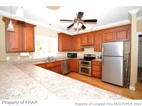 705 Loop Rd, Bunnlevel, NC 28323 photo 4